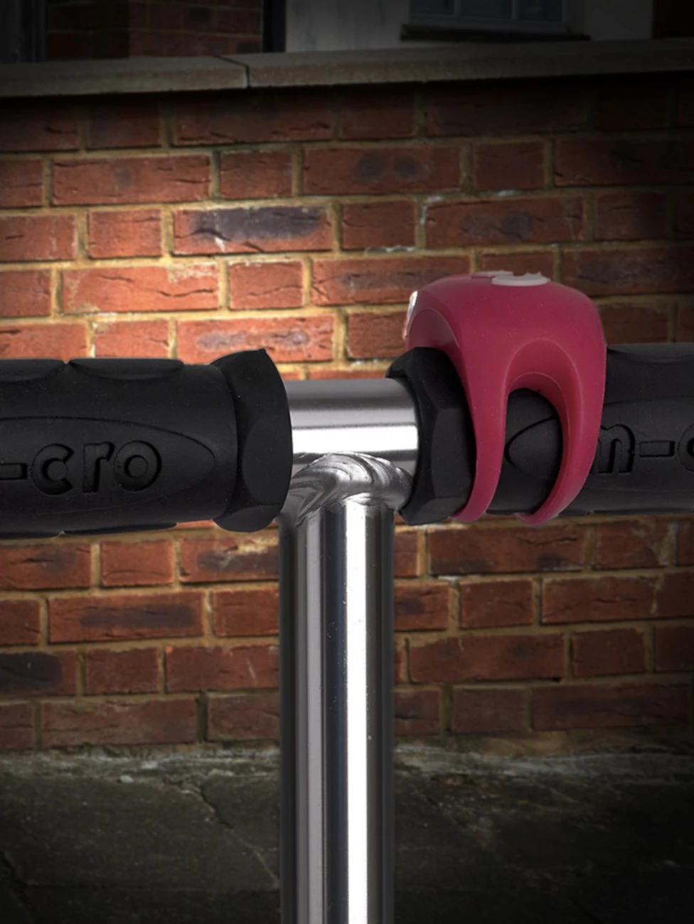 Les meilleures critiques de 🎁 Glisse Urbaine Micro Accessoire Trottinette Lumiere Led Micro Bleu Marine 💯 – Image 2